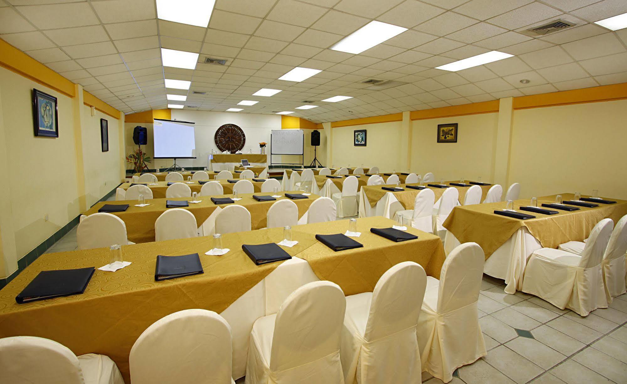 Hotel Club Del Sol أتاكاميس المظهر الخارجي الصورة